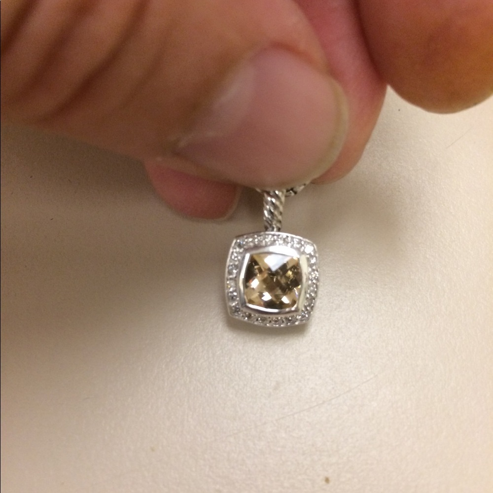 David yurman 7x7mm necklaces - Picture 6 of 6